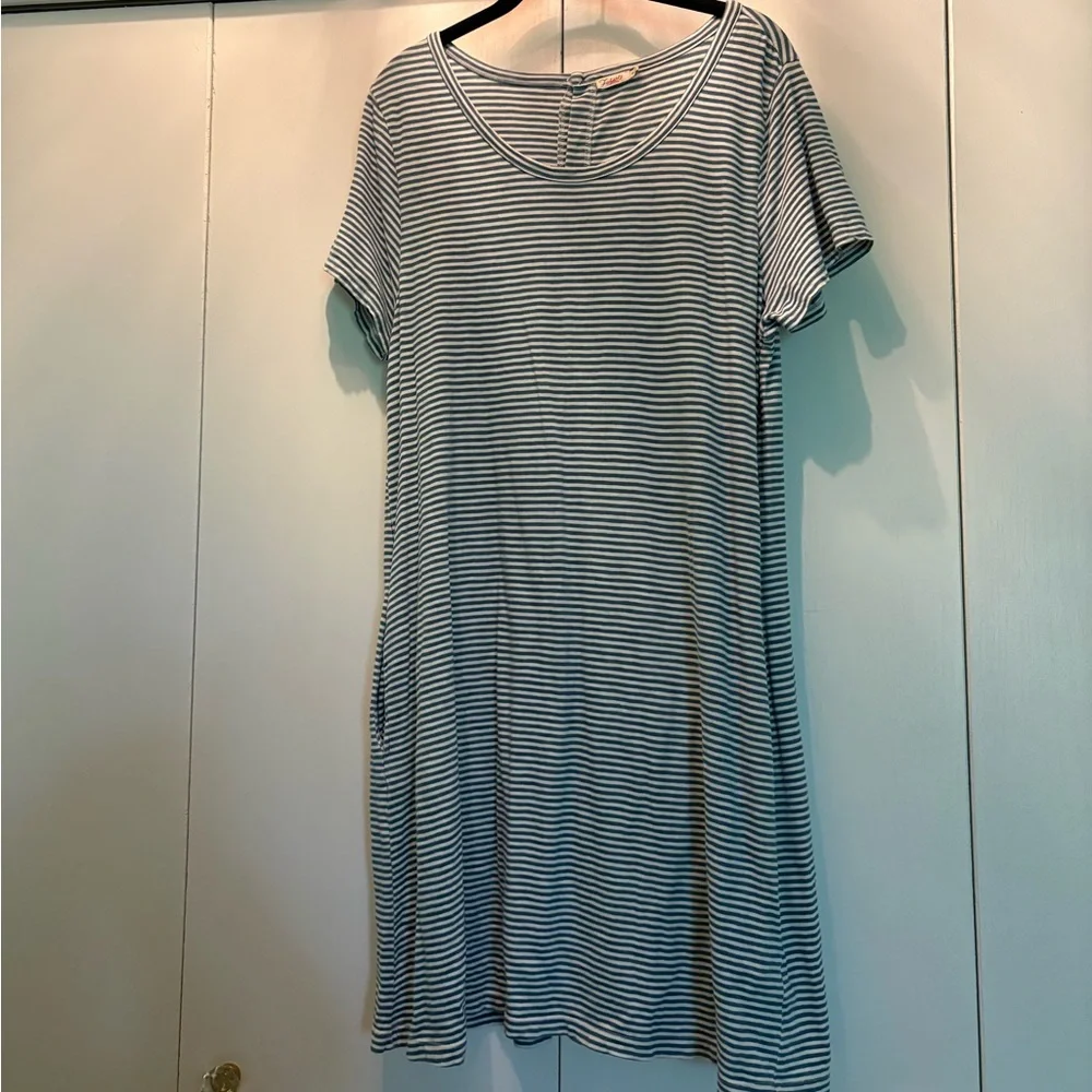 Striped Button Back Dress - Picture 2 of 5